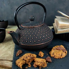 Théière en fonte, SUI noire, avec filtre inox - 0,8 litre - Aromandise