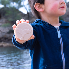 Shampoing Douche Solide Enfant 2-en-1, Parfum aux fruits rouge - 85ml - The Green Emporium